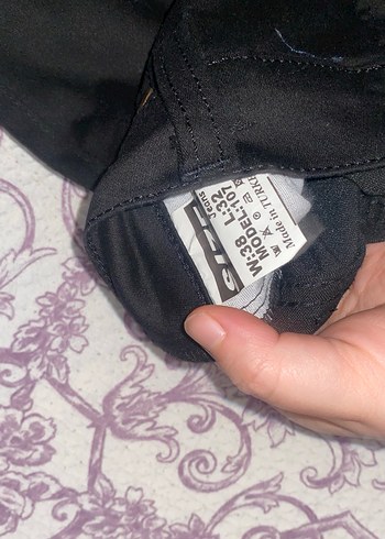 Erkek ve kadın Siyah Drapeli Kumaş Pantolon - Görsel 4