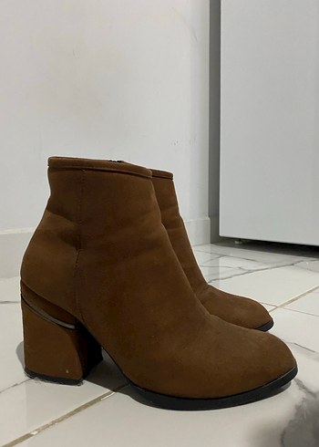 Kahverengi Süet  Kadın Bot - Görsel 2
