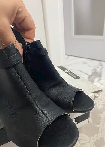 Siyah Stiletto Topuklu Bot - Görsel 4