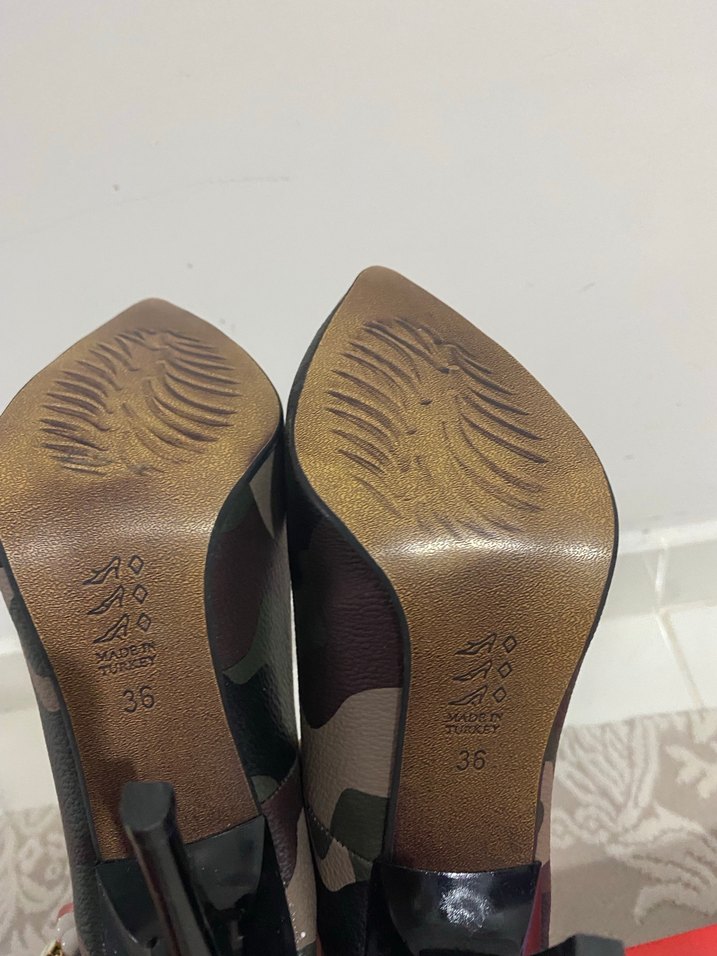 Kahverengi Kamuflaj Desenli Kürklü Stiletto - Görsel 2