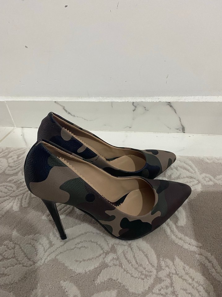 Kahverengi Kamuflaj Desenli Kürklü Stiletto - Görsel 3