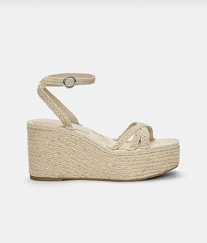 Pull & Bear dolgu topuk sandalet