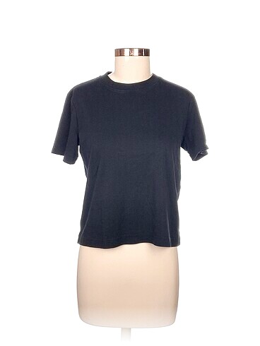 Massimo Dutti T-shirt %70 İndirimli.