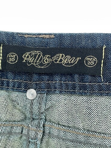 36 Beden lacivert Renk Pull and Bear Mini Şort %70 İndirimli.