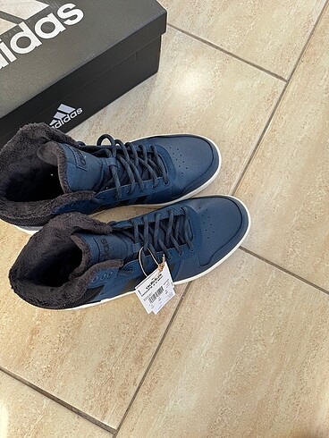 tek ebat Beden lacivert Renk Adidas Hoops 2.0 Mid Ayakkabı