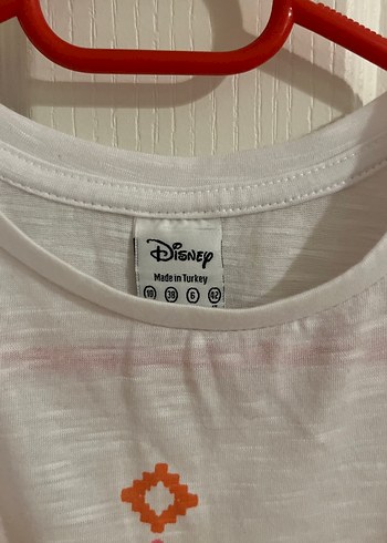 Walt Disney World Disney Atlet crop