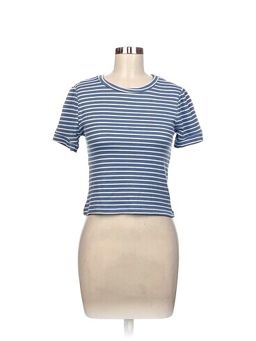 Koton T-shirt %70 İndirimli.
