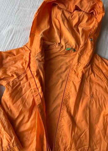 Benetton çocuk yağmurluk - Görsel 4