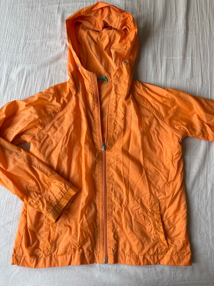 Benetton çocuk yağmurluk - Görsel 2