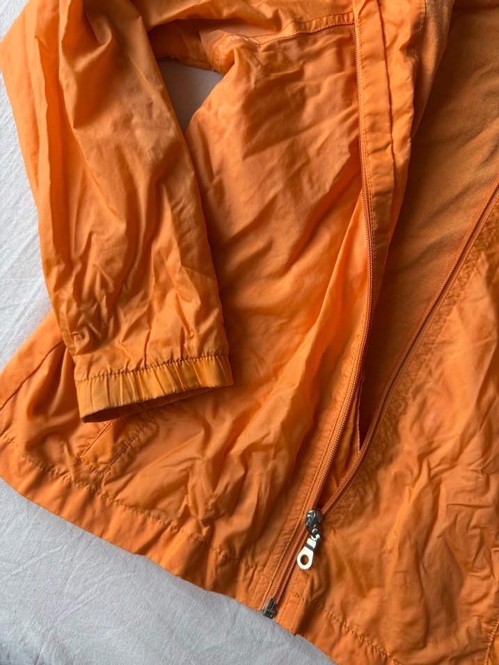 Benetton çocuk yağmurluk - Görsel 5