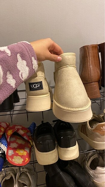 Ugg Kadın bot Ugg