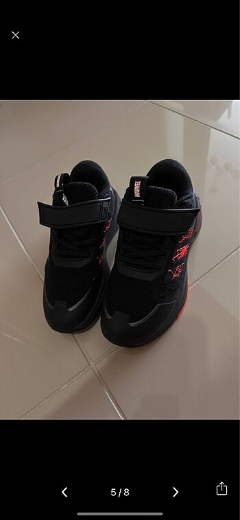 Adidas spor ayakkabı