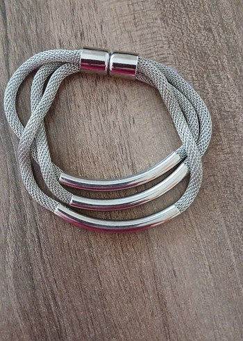 Gri Yılan Desenli Elastik Kadın Bileklik - Görsel 2