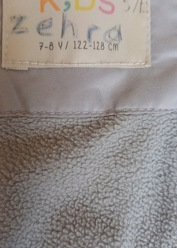 Kürklü Kapüşonlu Kız Çocuk Gri Mont - Görsel 3