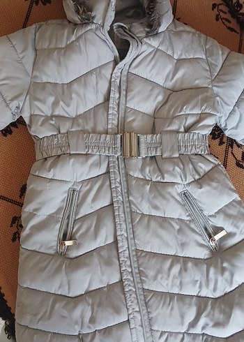 Kürklü Kapüşonlu Kız Çocuk Gri Mont - Görsel 4