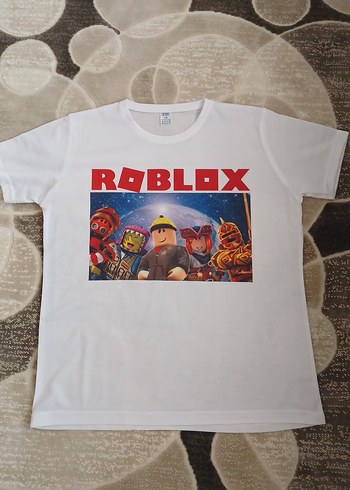 Renkli Baskılı Beyaz Roblox Erkek Tişört