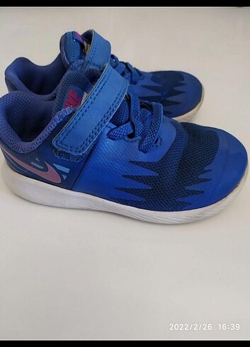 25 Beden Nike çocuk spor ayakkabı