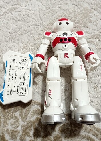 Oyuncak robot