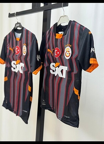 Diğer YENİ SEZON FORMALARI GALATASARAY