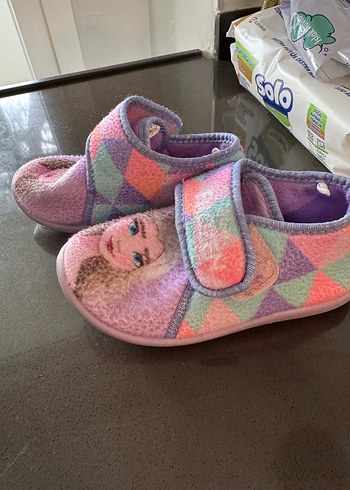 28 Beden Kız Çocuk Pastel Renkli Bağcıksız Ev Terliği