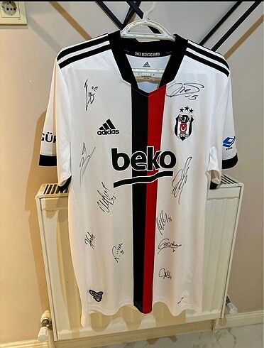 BEŞİKTAŞ ıslak imzalı forma