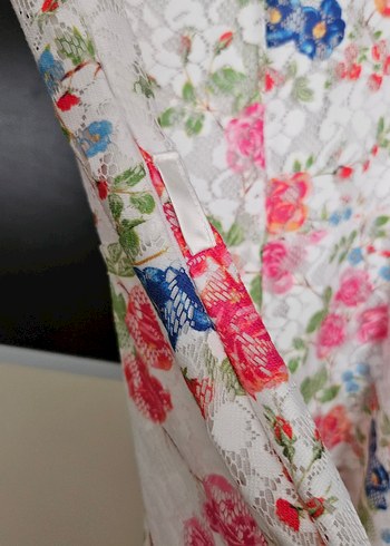 Çiçekli Dantel Detaylı Midi Elbise - Görsel 7