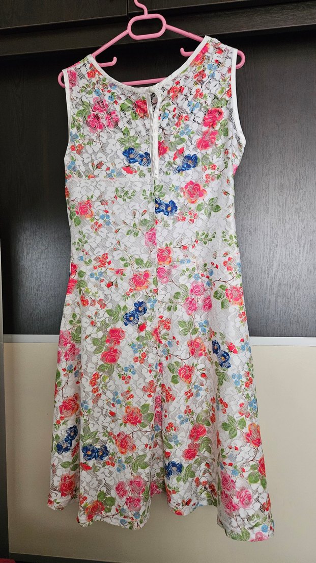 Çiçekli Dantel Detaylı Midi Elbise - Görsel 4