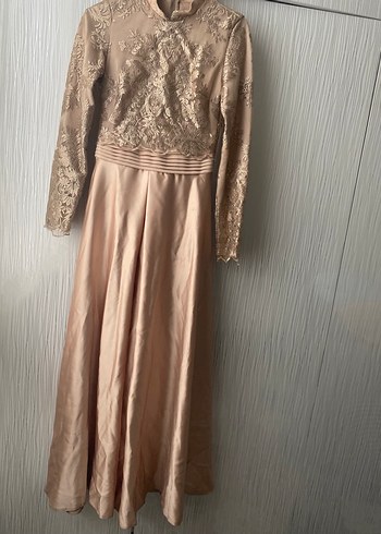 Dantel Detaylı Bej Uzun Abiye Elbise - Görsel 2