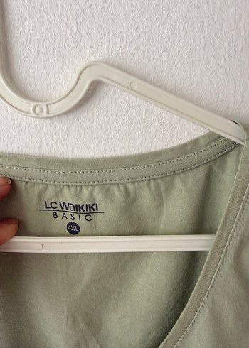 Düğmeli Kolsuz Haki Kadın Bluz - Görsel 3