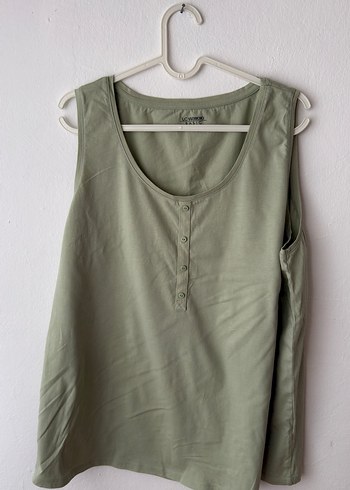 Düğmeli Kolsuz Haki Kadın Bluz - Görsel 4