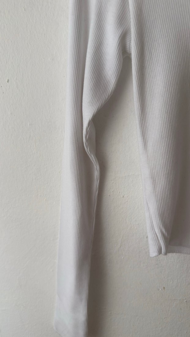 Beyaz Pamuklu Uzun Kollu Crop - Görsel 3