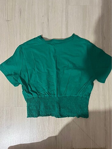 m Beden yeşil Renk M beden yeşil desenli defosuz crop