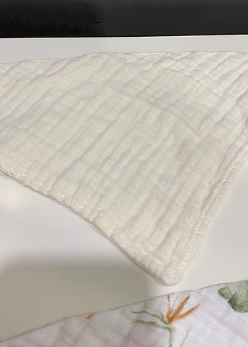 Bebek için desenli kahverengi önlük seti - Görsel 5