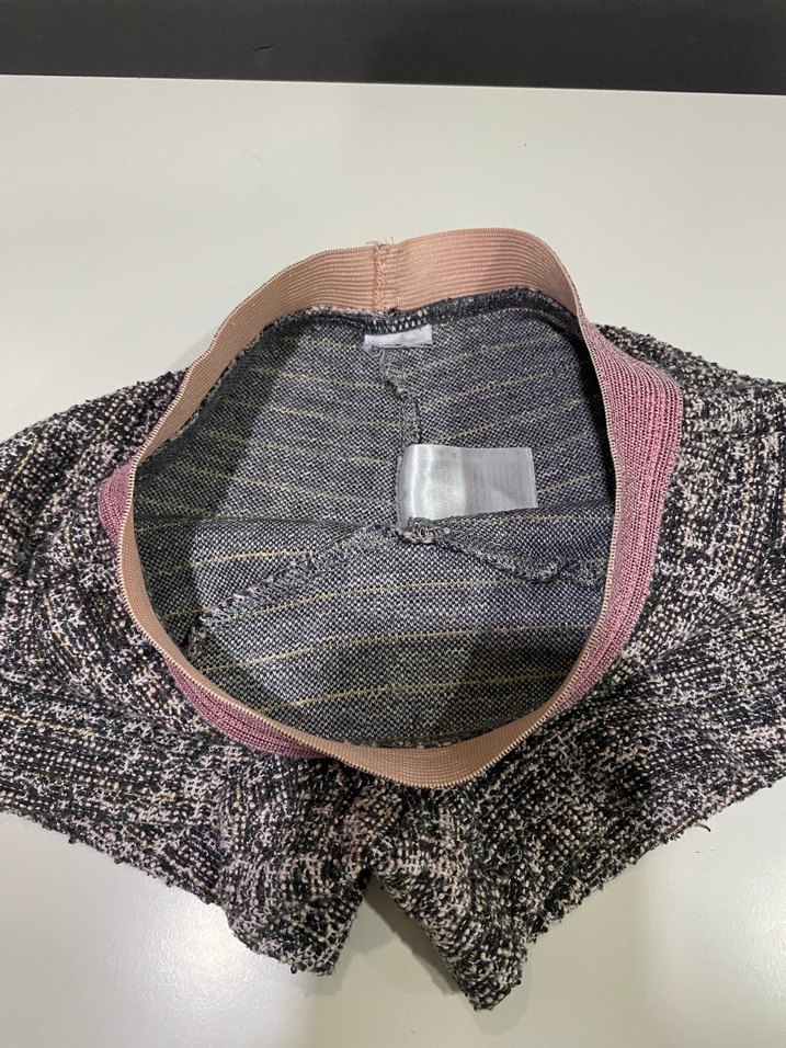 Pembe Bel Detaylı Gri Triko Mini Şort - Görsel 5