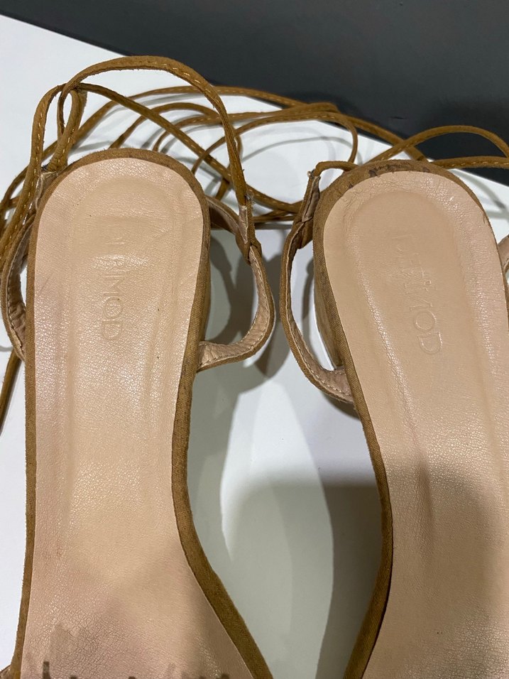 Derimod püsküllü bohem sandalet - Görsel 5