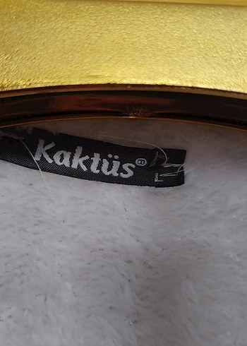 Diğer Beyaz Düğmeli Kısa Peluş Kadın Ceket