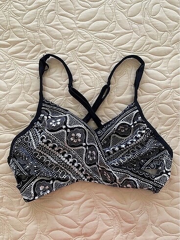 bikini üstü