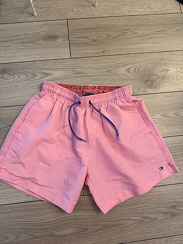 tommy hilfiger deniz şortu