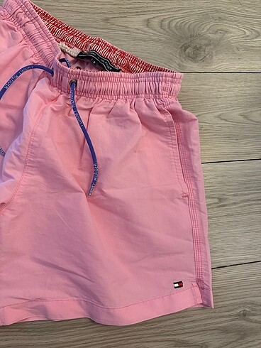 s Beden tommy hilfiger deniz şortu