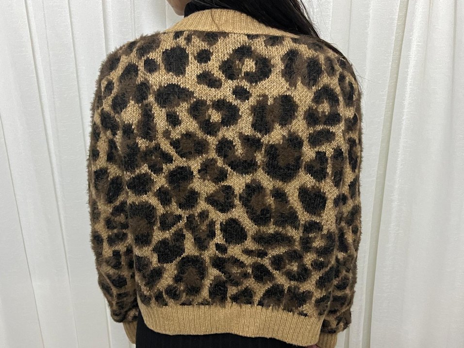 Leopar Desenli Kahverengi Örgü Hırka - Görsel 3