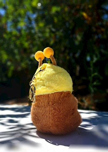  Beden Renk Capybara Arı Kostümlü Peluş Anahtarlık