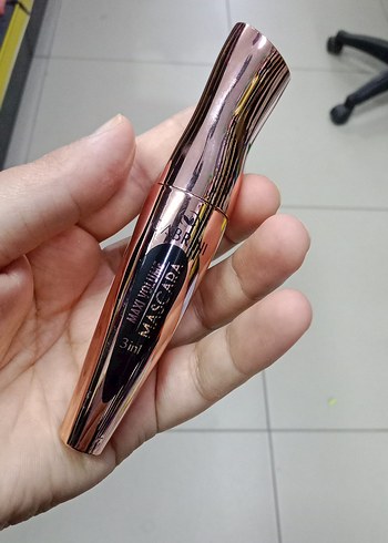 Parlak Bej Maskara - Görsel 6