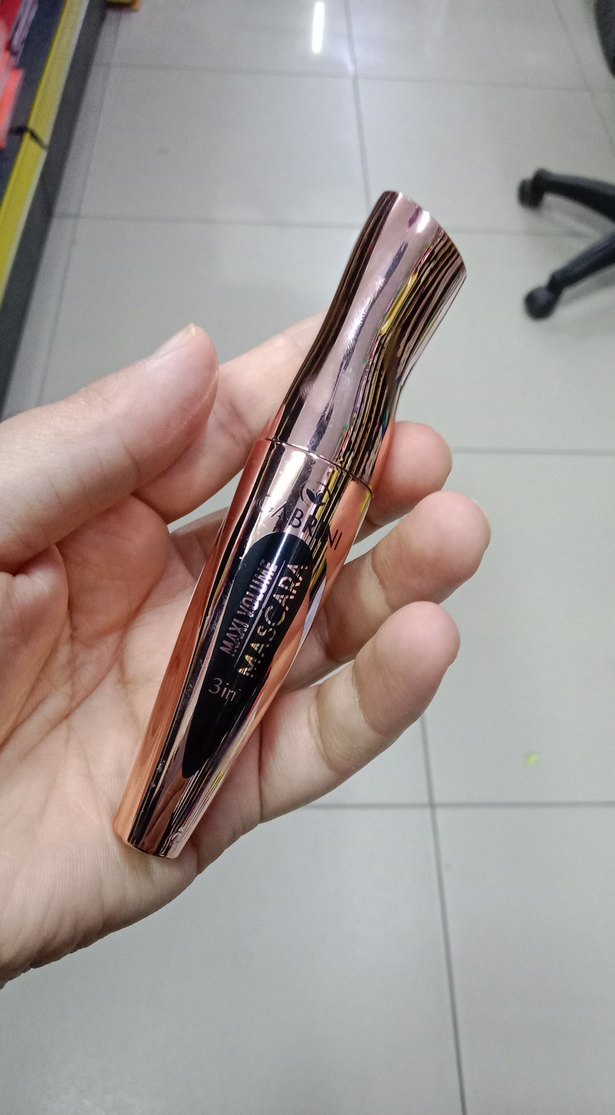 Parlak Bej Maskara - Görsel 5