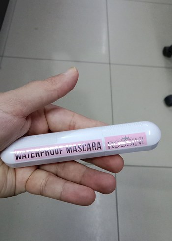 Suya Dayanıklı Beyaz Maskara - Görsel 5