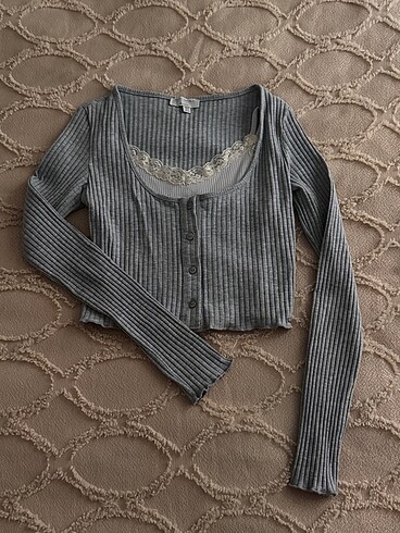 Pull and Bear coquette dantel detaylı top