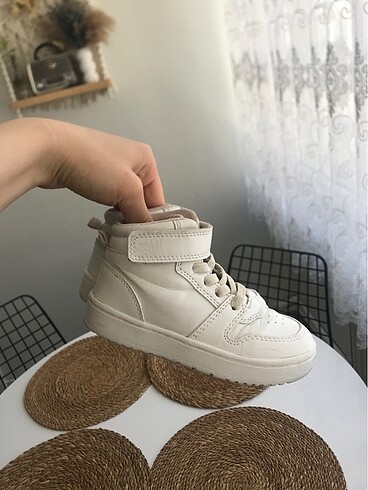 25 Beden beyaz Renk Erkek çocuk ayakkabı