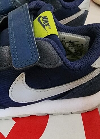 Nike Ayakkabı 25 Numara