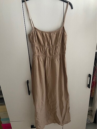 Bershka Elbise