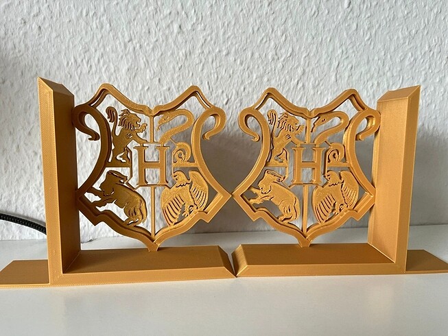 Harry Potter Hogwarts Kitap Tutucu. Ölçü 16x12x4 cm. Renk seçene