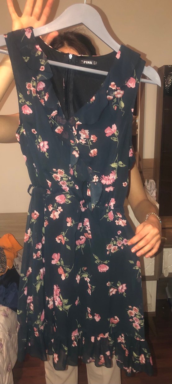 Çiçekli Kadın Elbise - Görsel 3